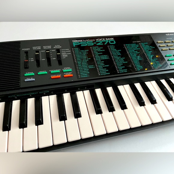 Vintage Yamaha porta sound keyboard Model PSS-270. - Picture 4 of 5